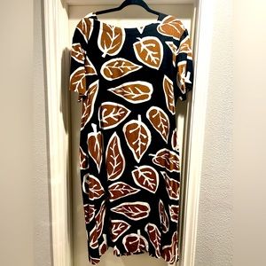 Who What Wear Brown and Black Leaf Print Dress